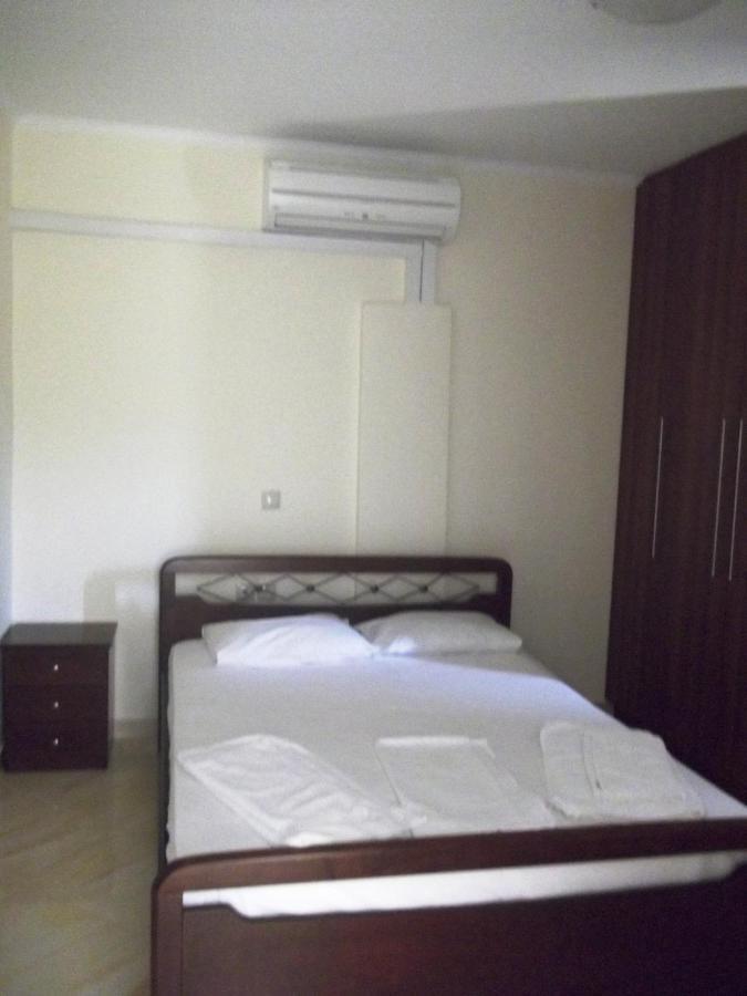 Calypso Luxury Studios Vasilikí Habitación foto